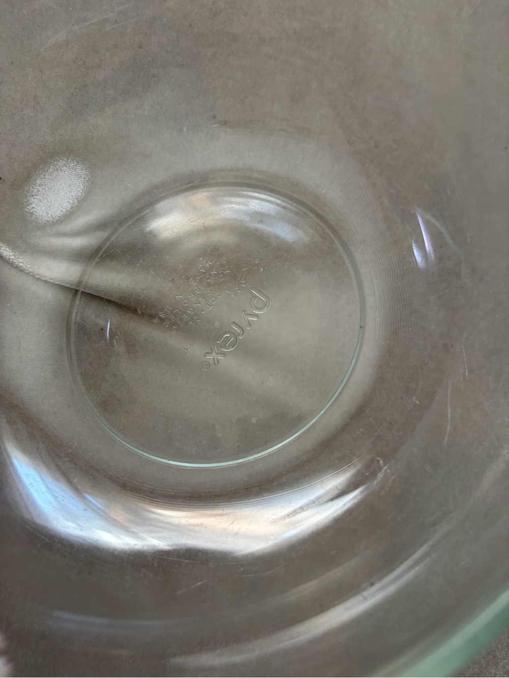 Pyrex Clear Glass Bowls with Subtle Aqua Tint set of 2 - Picture 7 of 8